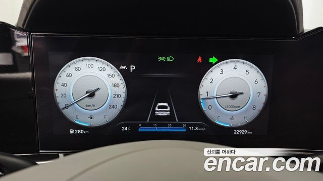 Hyundai AVANTE 2023 — photo 11