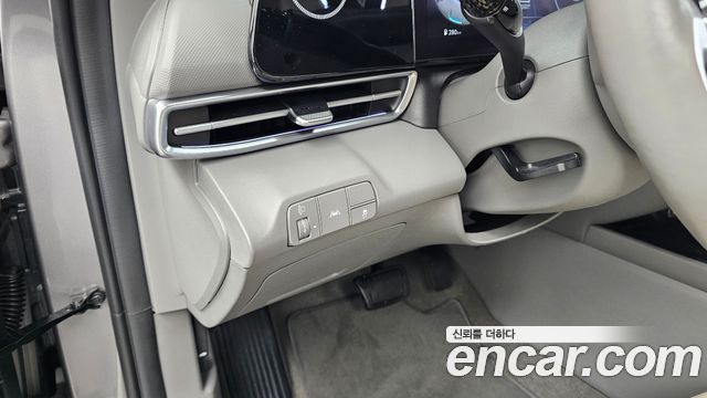 Hyundai AVANTE 2023 — photo 26