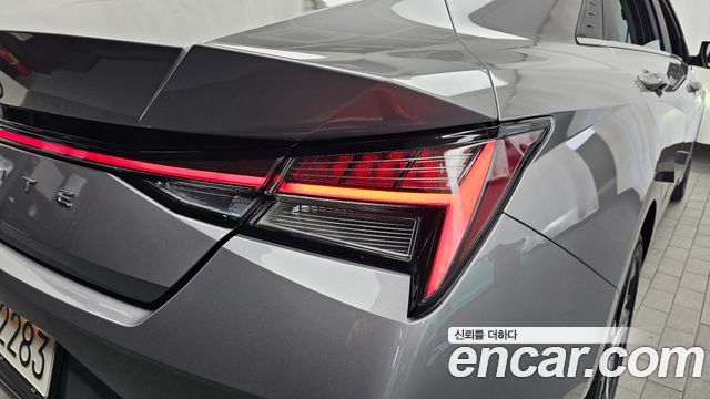 Hyundai AVANTE 2023 — photo 9