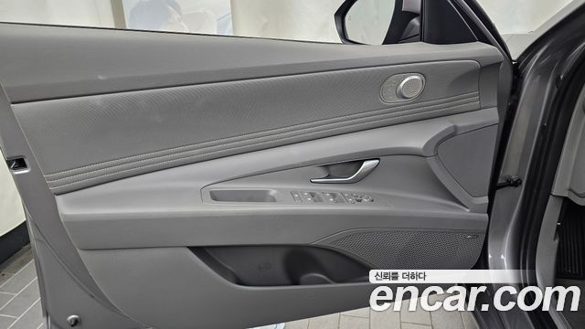 Hyundai AVANTE 2023 — photo 14