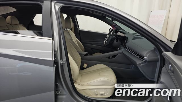 Hyundai AVANTE 2023 — photo 16