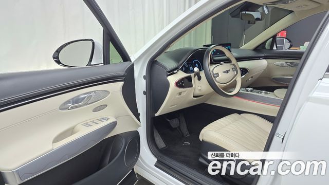 Genesis GV70 2023 — photo 13