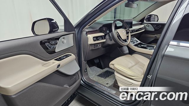 Lincoln Aviator 2020 — photo 13