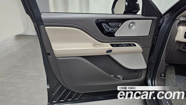 Lincoln Aviator 2020 — photo 14