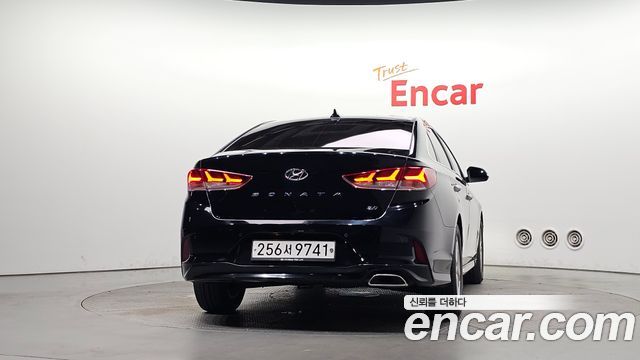 Hyundai Sonata 2018 — photo 4