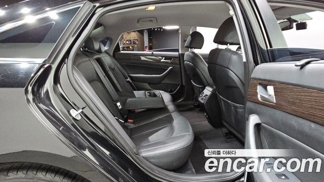 Hyundai Sonata 2018 — photo 18