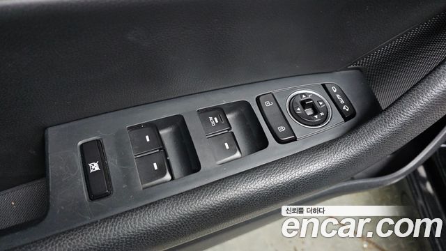 Hyundai Sonata 2018 — photo 19