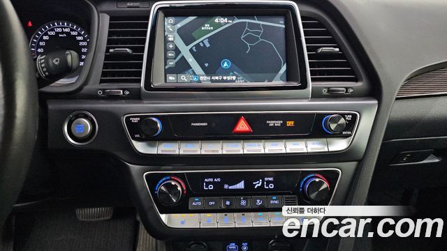 Hyundai Sonata 2018 — photo 24