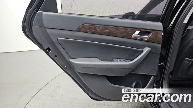 Hyundai Sonata 2018 — photo 15