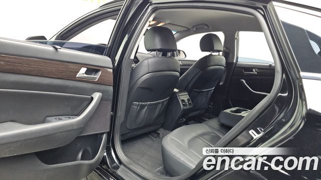 Hyundai Sonata 2018 — photo 16