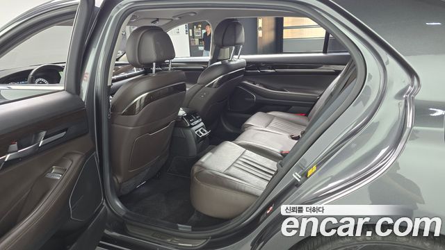 Genesis EQ900 2018 — photo 17