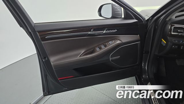 Genesis EQ900 2018 — photo 14