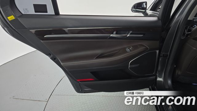 Genesis EQ900 2018 — photo 15