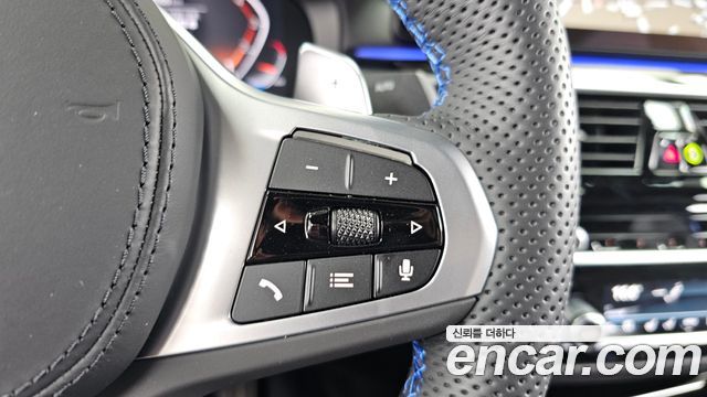 BMW Gran Turismo 2023 — photo 34