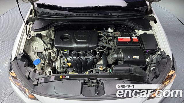Hyundai AVANTE 2018 — photo 6