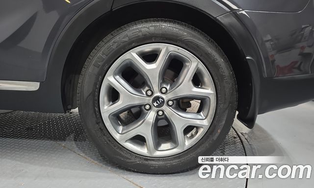 Kia Sorento 2015 — photo 7