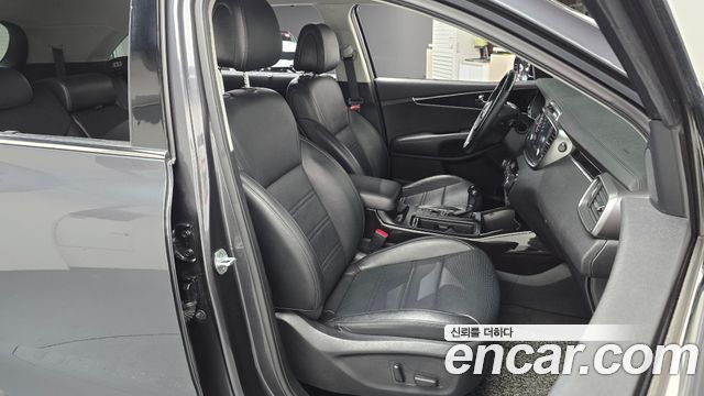 Kia Sorento 2015 — photo 16