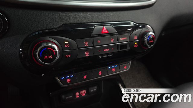 Kia Sorento 2015 — photo 32