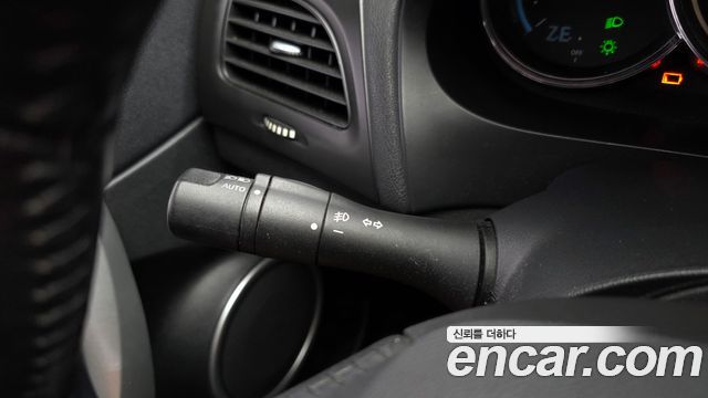 Renault Korea SM3 2016 — photo 30