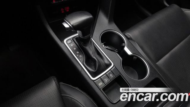 Kia Sportage 2016 — photo 12