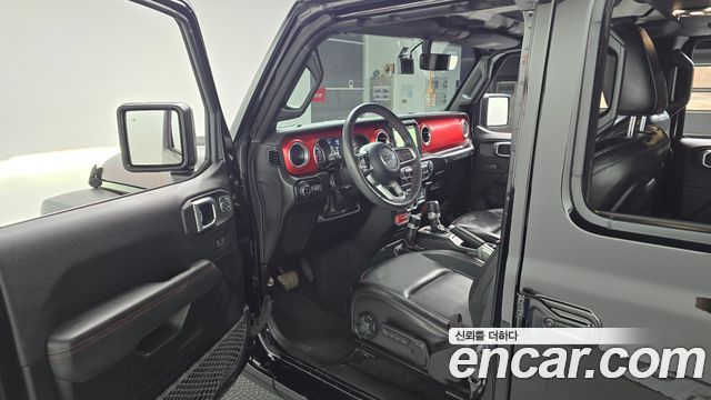 Jeep Wrangler 2022 — photo 10