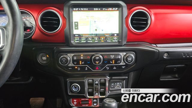 Jeep Wrangler 2022 — photo 12