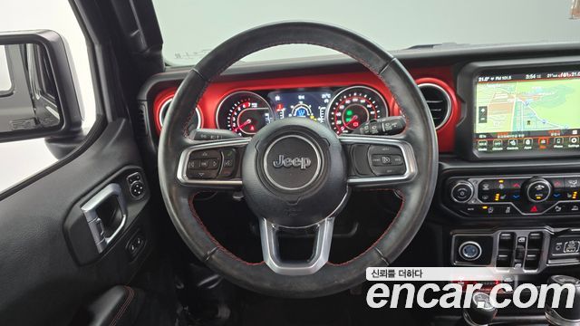 Jeep Wrangler 2022 — photo 13