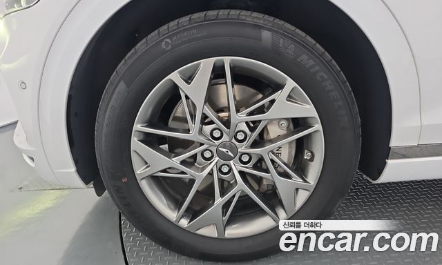 Genesis GV70 2023 — photo 5