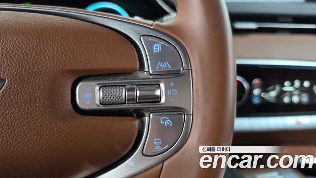 Genesis GV70 2023 — photo 22