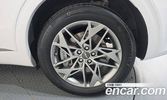 Genesis GV70 2023 — photo 7