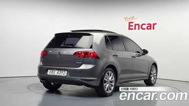 Volkswagen Golf 2015 — photo 2