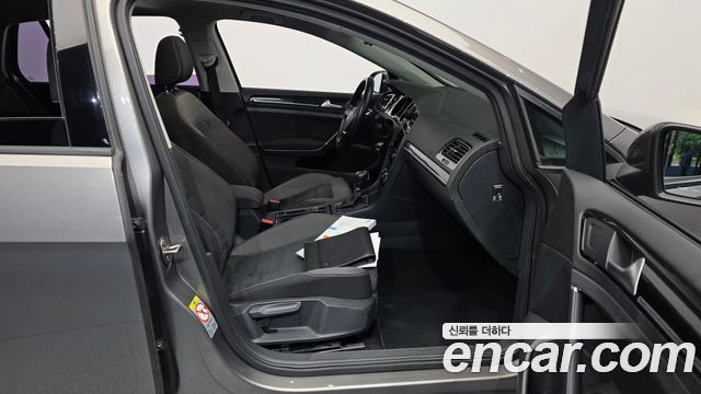 Volkswagen Golf 2015 — photo 11