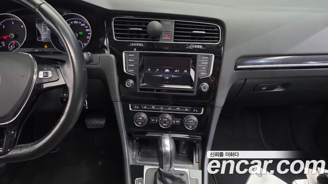 Volkswagen Golf 2015 — photo 14