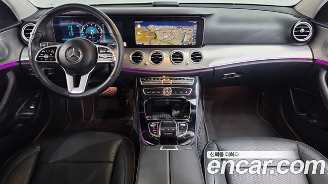 Mercedes-Benz E-Class 2019 — photo 10