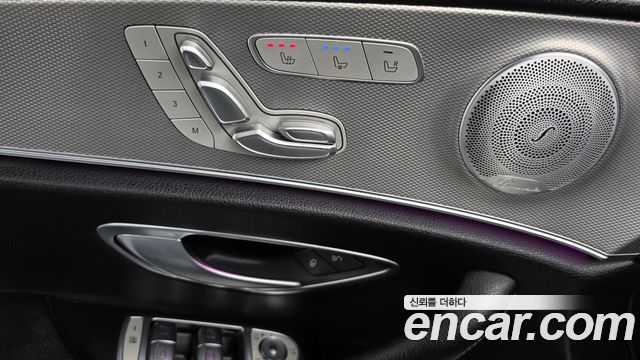 Mercedes-Benz E-Class 2019 — photo 26
