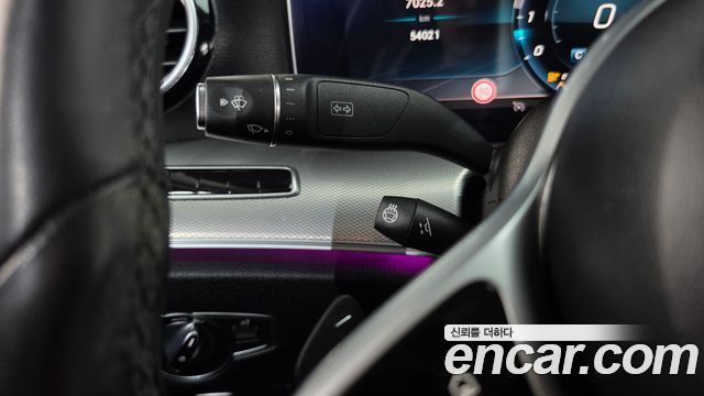 Mercedes-Benz E-Class 2019 — photo 34