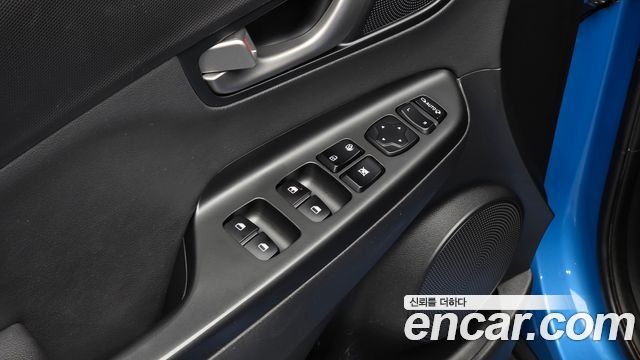 Hyundai Kona 2018 — photo 16