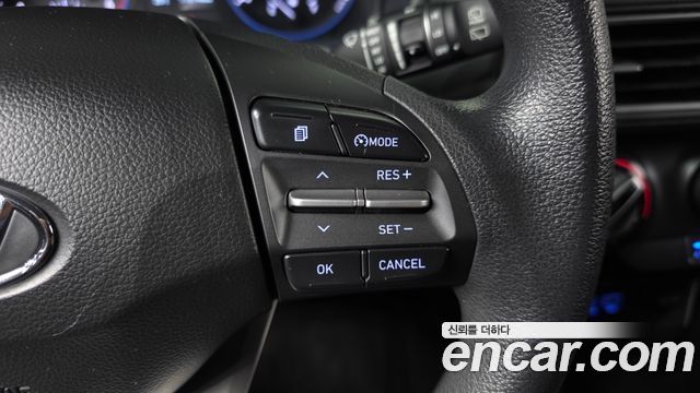 Hyundai Kona 2018 — photo 17