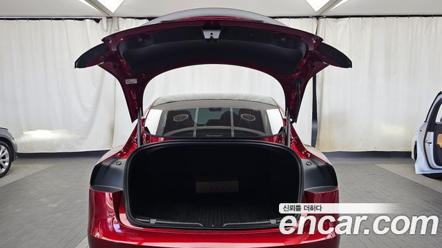 Tesla Model 3 2026 — photo 26