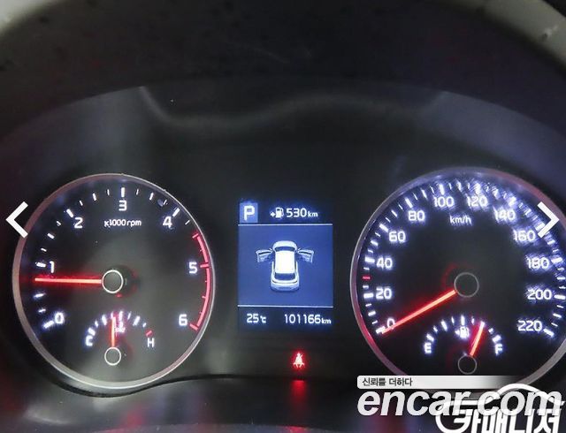 Kia Stonic 2018 — photo 6