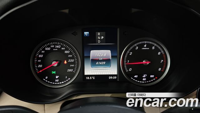 Mercedes-Benz GLC-Class 2019 — photo 8