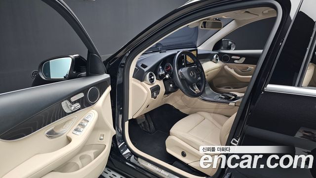 Mercedes-Benz GLC-Class 2019 — photo 10