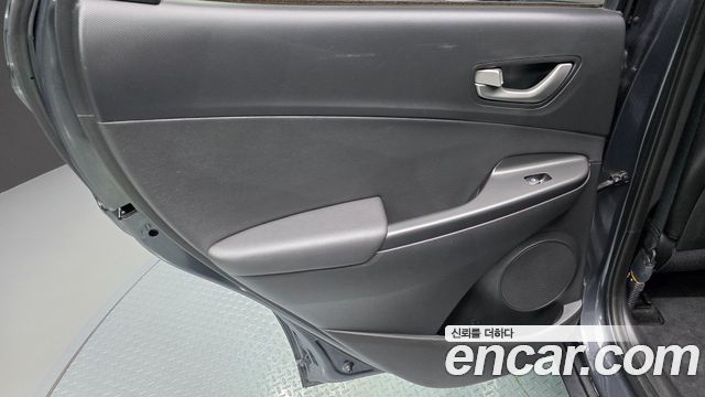 Hyundai Kona 2018 — photo 15