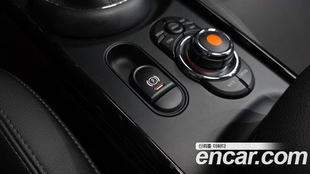 Mini Clubman 2020 — photo 30