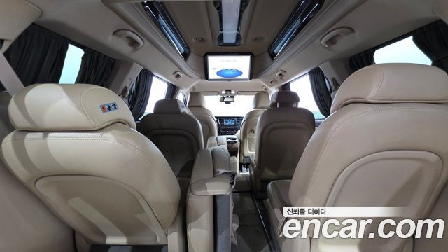 Kia Canival 2020 — photo 20