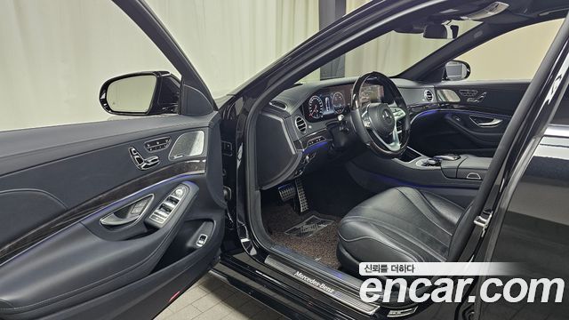 Mercedes-Benz S-Class 2019 — photo 10