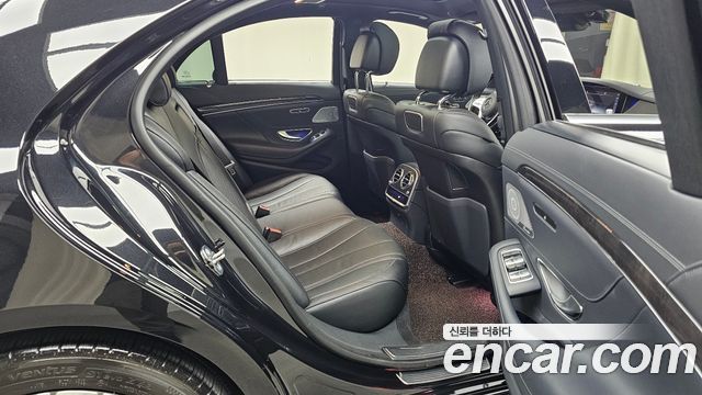 Mercedes-Benz S-Class 2019 — photo 11