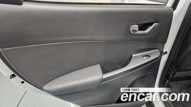 Hyundai Kona 2018 — photo 15
