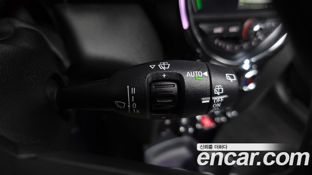 Mini Cooper 2020 — photo 25