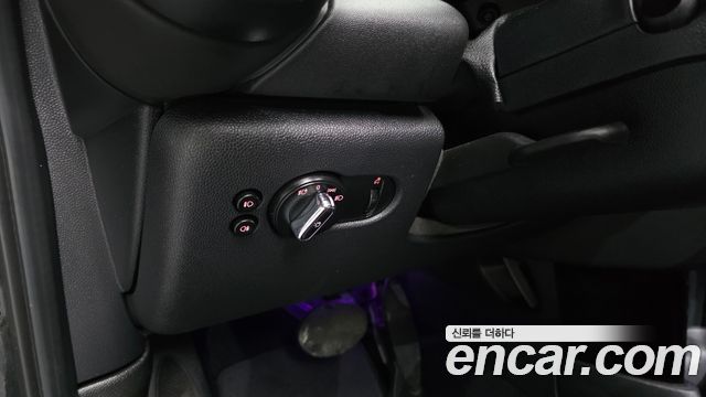 Mini Cooper 2020 — photo 28